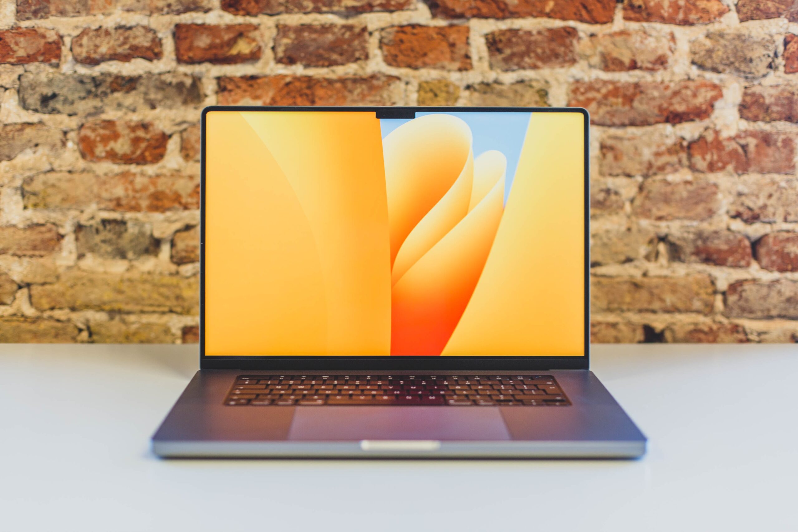 MacBook Pro 16” M2 Max: Specs and Review